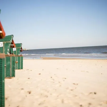 Strandhotel Luise Von Preussen 3* צינוביץ