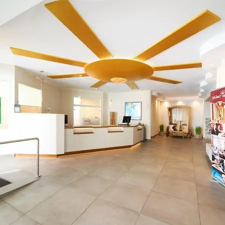 Strandhotel Luise Von Preussen צינוביץ