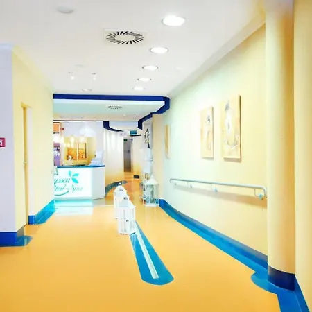 מלון Strandhotel Luise Von Preussen 3*